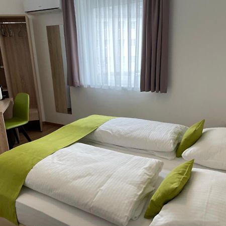Hotel Garni Ilys Inn Wels Exterior photo
