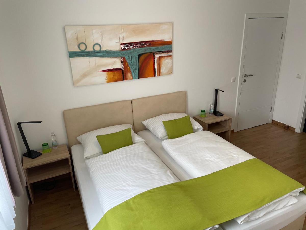 Hotel Garni Ilys Inn Wels Exterior photo