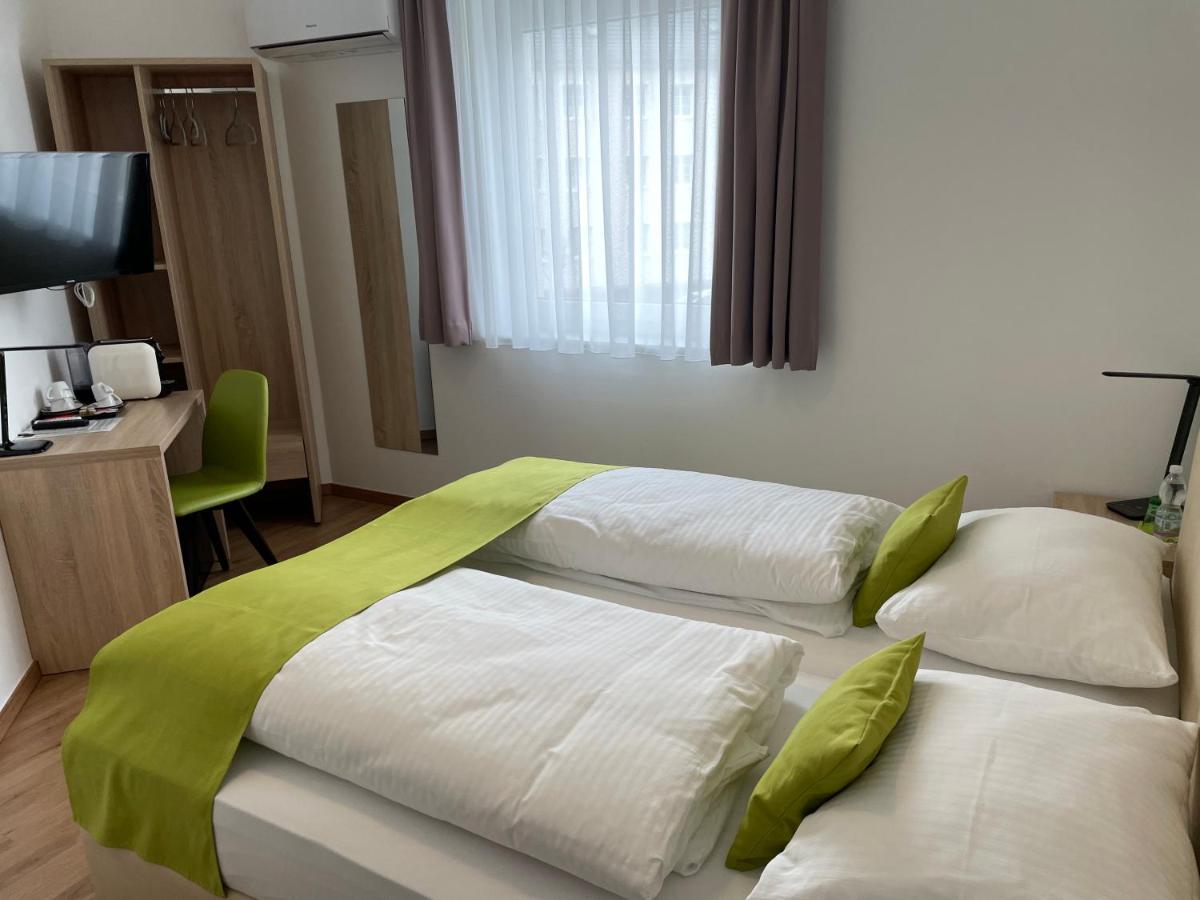 Hotel Garni Ilys Inn Wels Exterior photo